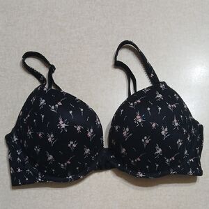 Victoria's Secret Black Floral Print Underwire Bra